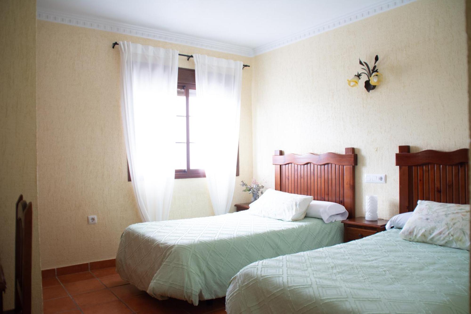 Hostal Rural La Plata Parking Incluido Arcos de la Frontera Ngoại thất bức ảnh