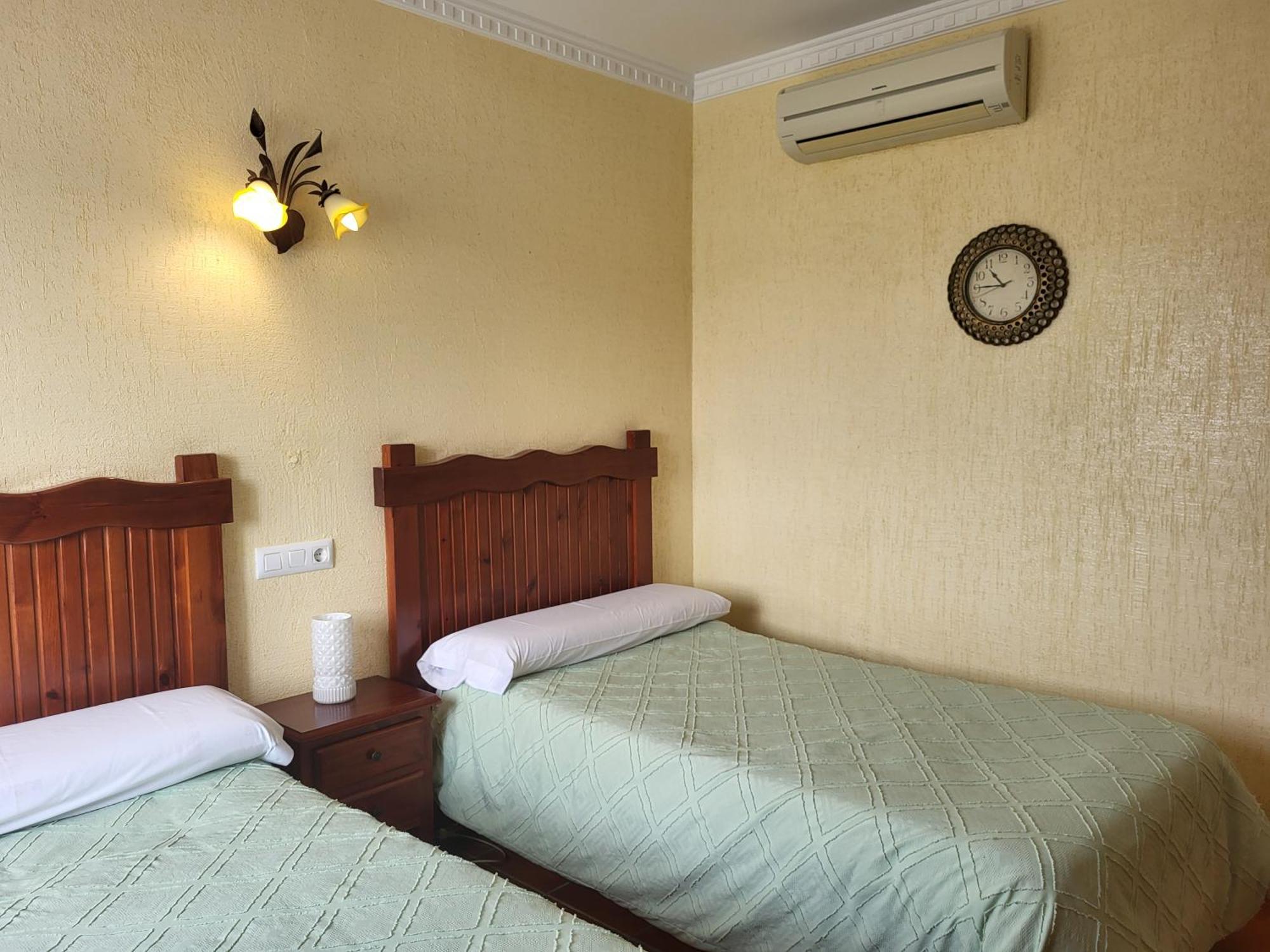 Hostal Rural La Plata Parking Incluido Arcos de la Frontera Ngoại thất bức ảnh